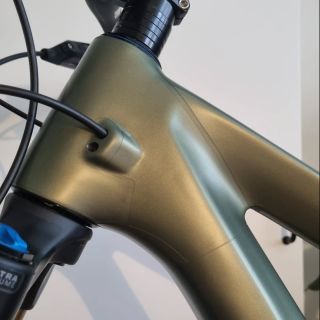 Představujeme polep kola Ibis Ripmo V3 s fólií RideWrap Tailored Protection od BikeShield! Tato prémiová ochranná fólie,...