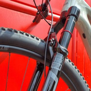 Cannondale Scalpel 2023 je špičkové celoodpružené horské kolo navržené pro závodní a trailové XC ježdění. Díky pokročilému...